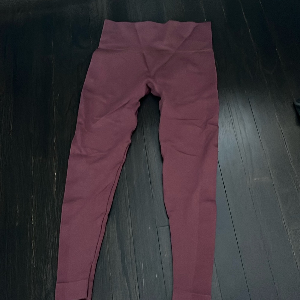 Set active workout leggings-matching top available